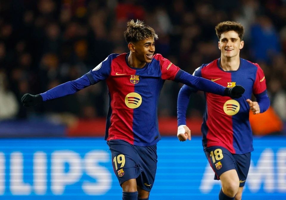 二象性，海港去年进96球刷中超纪录，今年丢44球刷冠军队纪录