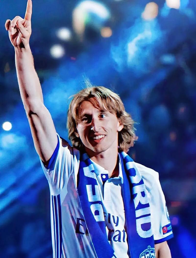 半场战报：毕尔巴鄂竞技0-0布拉格斯拉维亚，桑切特造险